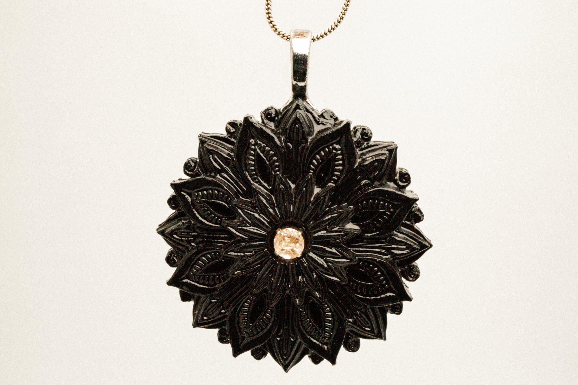 Elevated Pendant - Grandiose Dreams - 231