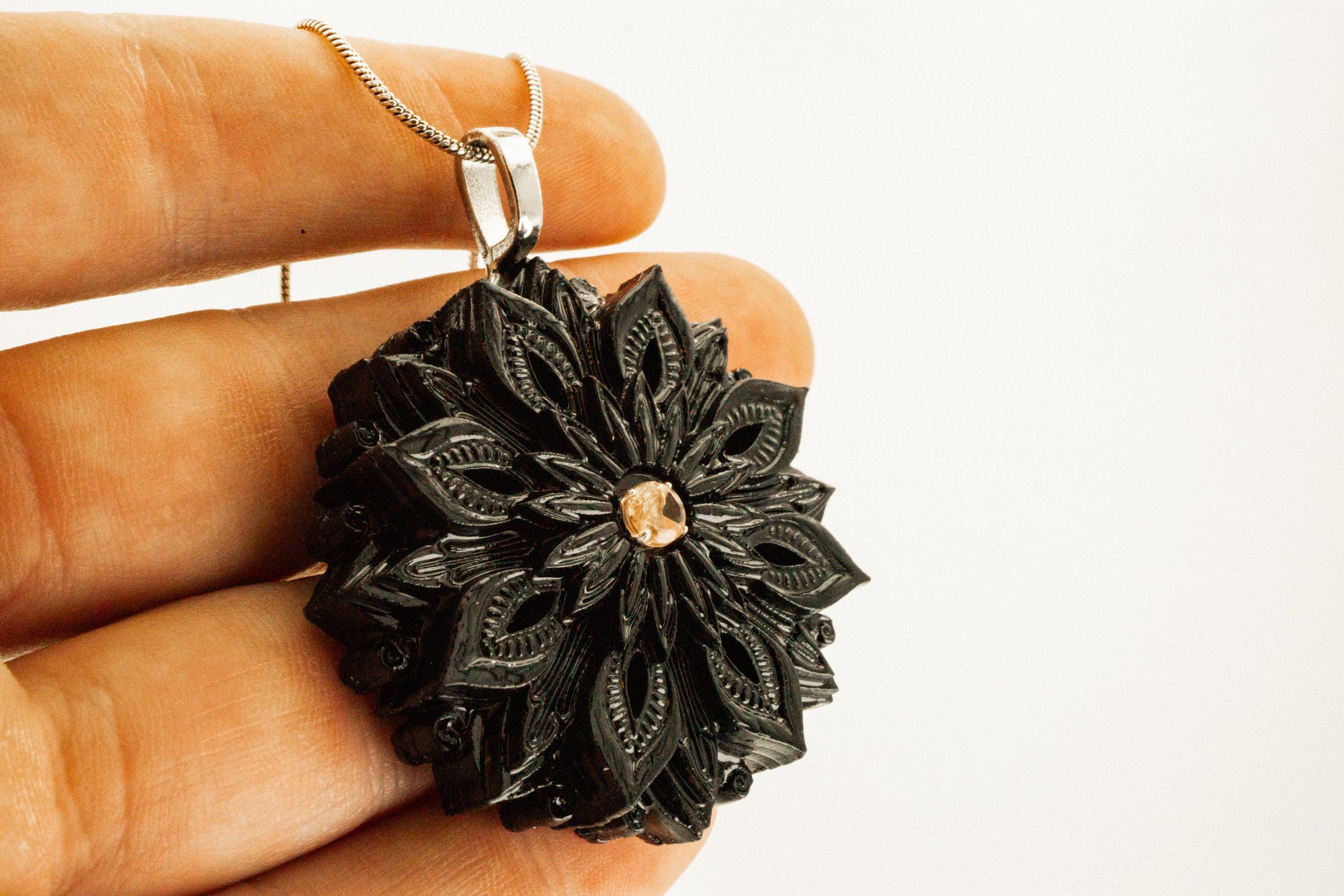 Elevated Pendant - Grandiose Dreams - 231