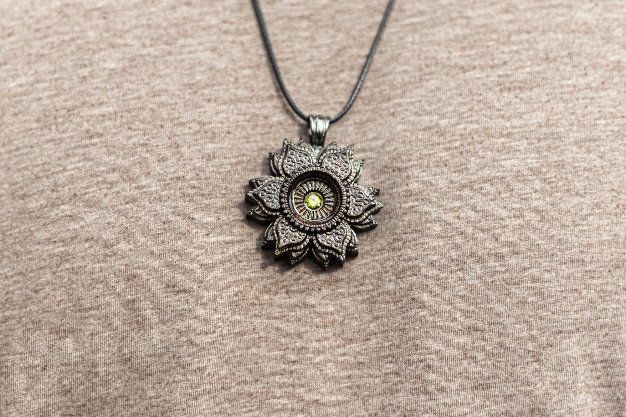 Dark Stain Fractal Dimension - Peridot